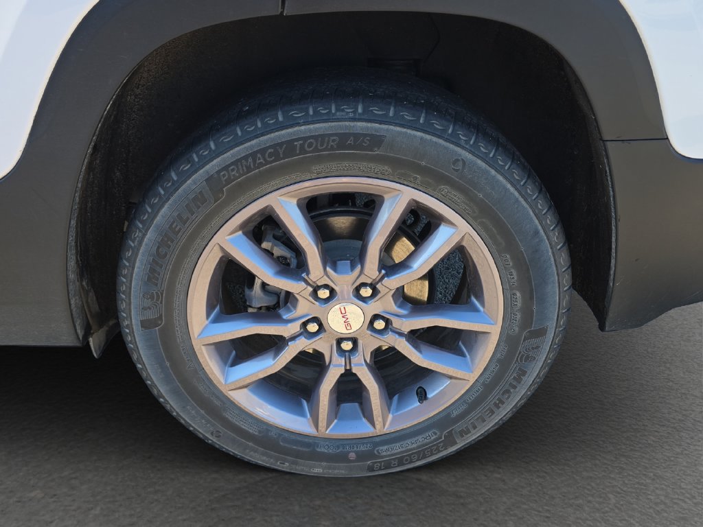 Used 2023 GMC Terrain SLT AWD/4WD image 5