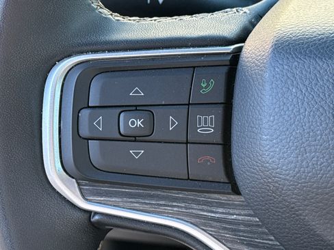 Used 2024 Jeep Wagoneer Series II w/ Flexible Seating Group image 22