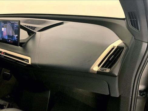 Certified 2023 BMW iX M60 w/ Executive Package AWD/4WD image 23