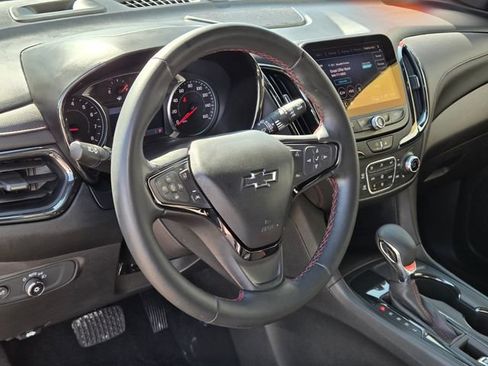 Used 2023 Chevrolet Equinox RS w/ RS Leather Package FWD image 18