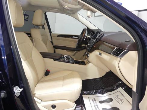 Used 2017 Mercedes-Benz GLS 450 4MATIC image 22