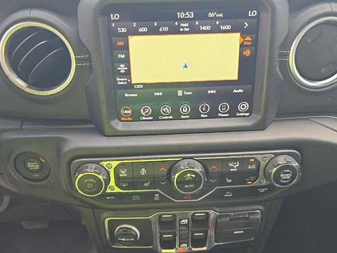 Used 2023 Jeep Wrangler Unlimited Sahara w/ Cold Weather Group AWD/4WD image 11