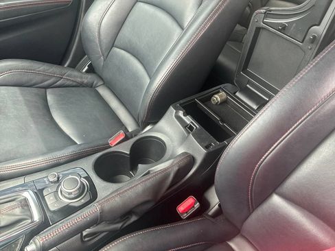 Used 2016 MAZDA MAZDA3 i Grand Touring FWD image 17