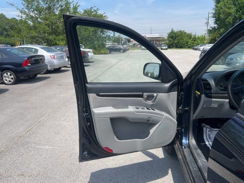 Used 2008 Hyundai Santa Fe GLS FWD image 10