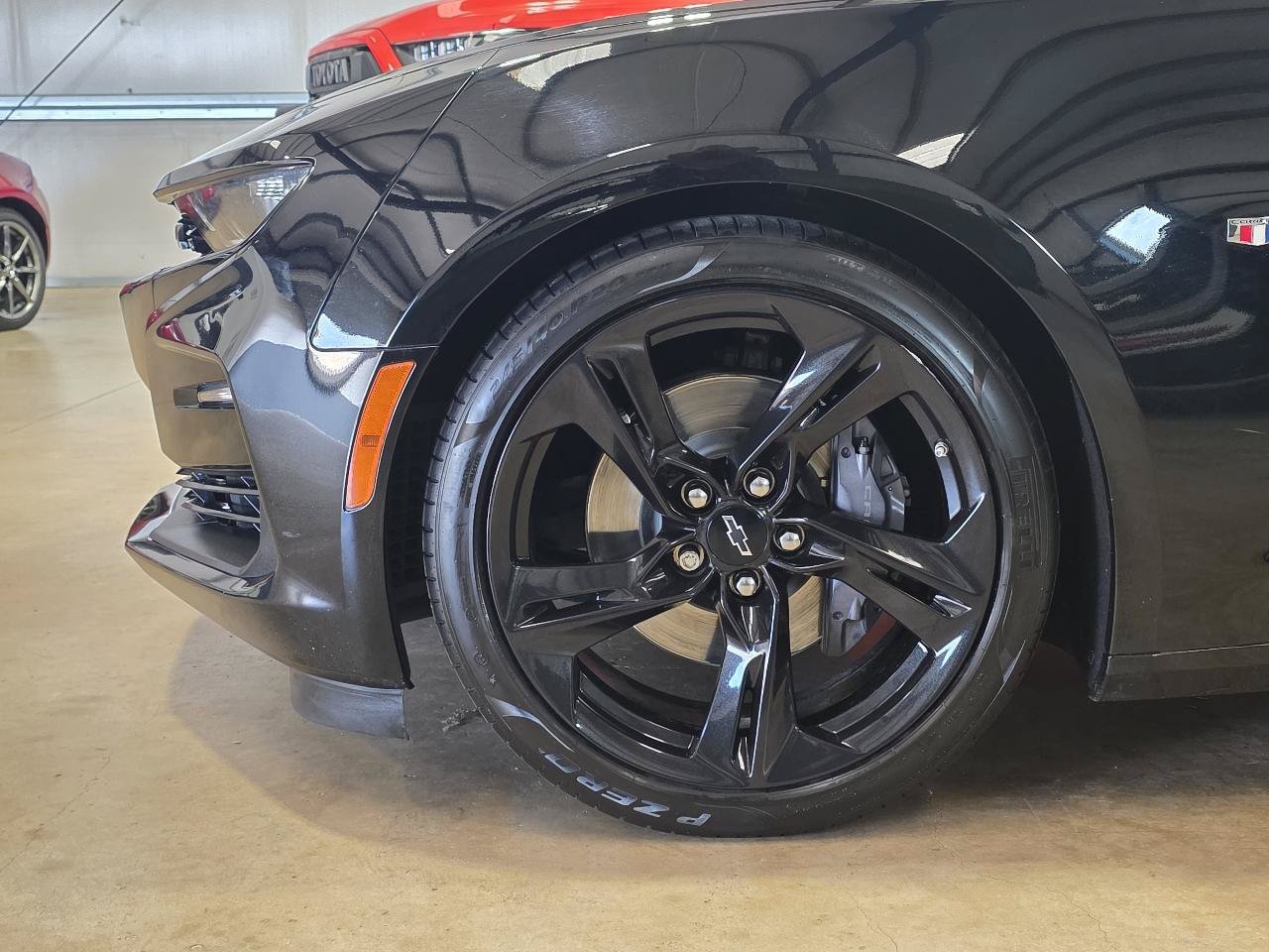 Used 2023 Chevrolet Camaro SS RWD image 9