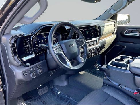 Used 2026 Chevrolet Silverado 1500 RST AWD/4WD image 15
