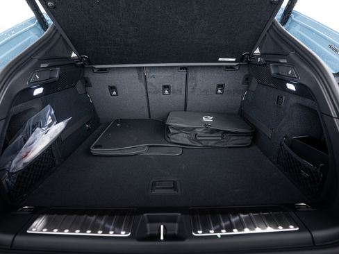 New 2026 Porsche Macan 4S Electric image 17