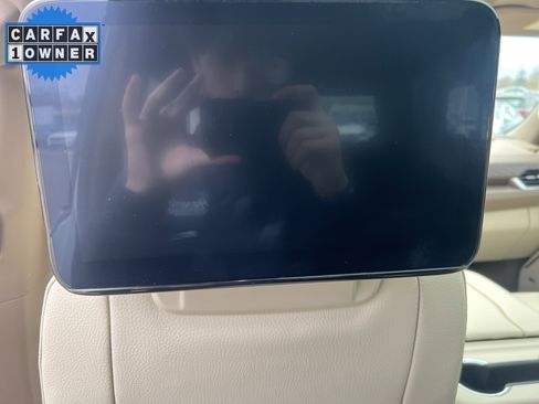 Used 2025 GMC Yukon XL Denali w/ Denali Reserve Package image 29