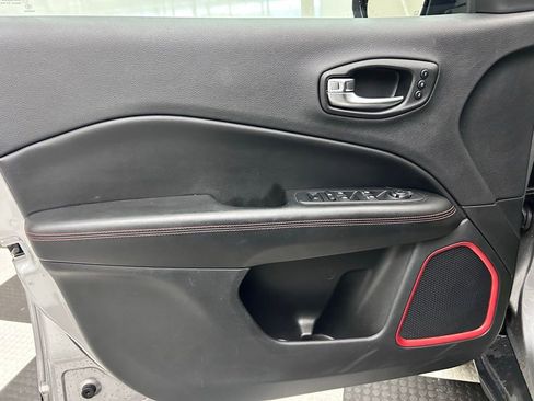 Certified 2021 Jeep Compass Trailhawk AWD/4WD image 10