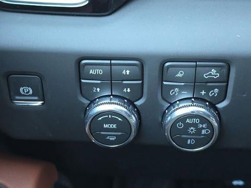 New 2026 GMC Sierra 2500 Denali Ultimate w/ Max Trailering Package image 53