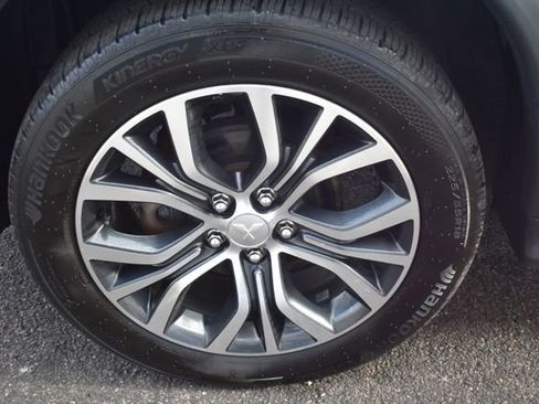 Used 2019 Mitsubishi Outlander Sport ES AWD/4WD image 39
