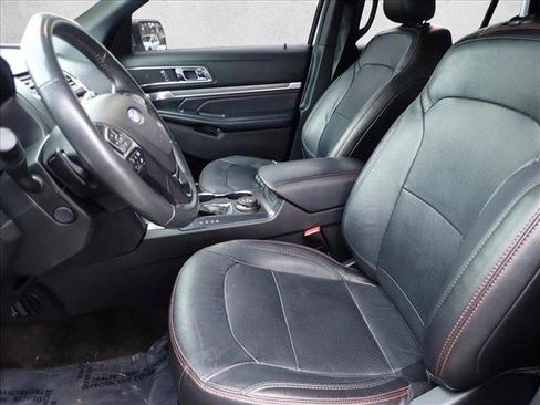 Used 2018 Ford Explorer Sport w/ Equipment Group 401A AWD/4WD image 13