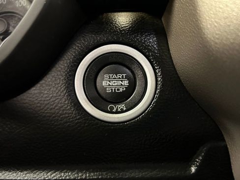 Used 2019 RAM 2500 Laramie AWD/4WD image 15