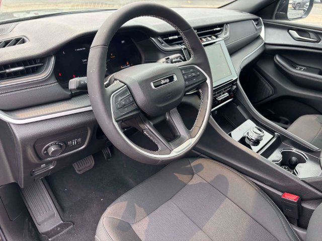 New 2026 Jeep Grand Cherokee Laredo X AWD/4WD image 17