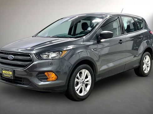 Used 2018 Ford Escape S image 3