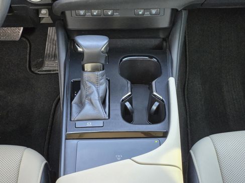 Used 2024 Lexus ES 350 w/ Premium Package FWD image 26