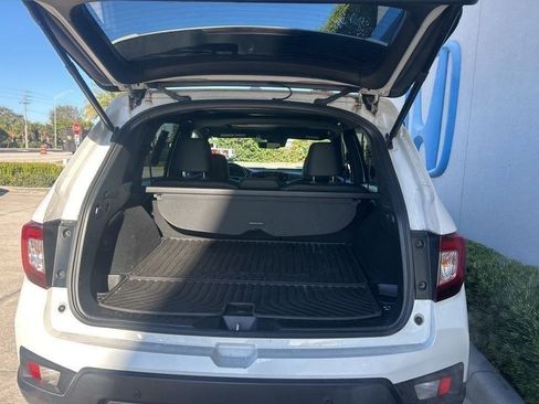 Used 2023 Honda Passport TrailSport image 8