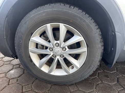 Used 2018 Kia Sorento FWD image 10