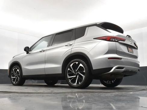 Used 2024 Mitsubishi Outlander Ralliart image 12