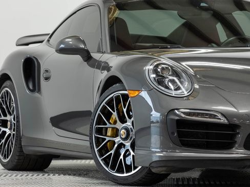 Used 2015 Porsche 911 Turbo S AWD/4WD image 2