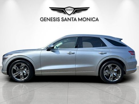 Used 2025 Genesis Electrified GV70 AWD/4WD image 9