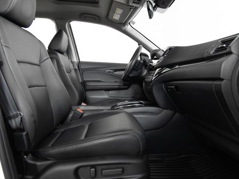 Used 2022 Honda Pilot Touring image 28