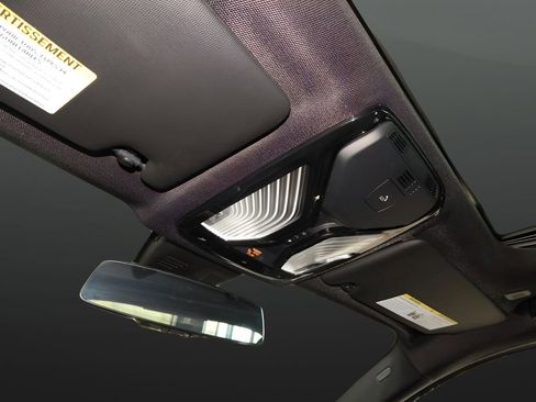 Used 2024 BMW 330i xDrive Sedan w/ Premium Package image 14