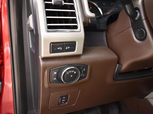 Used 2017 Ford F150 King Ranch w/ Equipment Group 601A Luxury AWD/4WD image 39