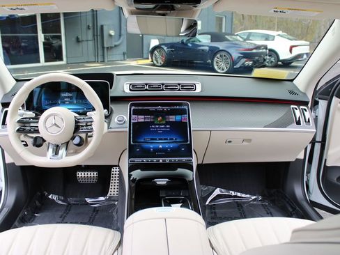 Used 2024 Mercedes-Benz S 63 AMG S image 22