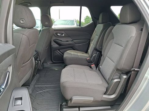 Used 2023 Chevrolet Traverse LT w/ LPO, Floor Liner Package AWD/4WD image 12