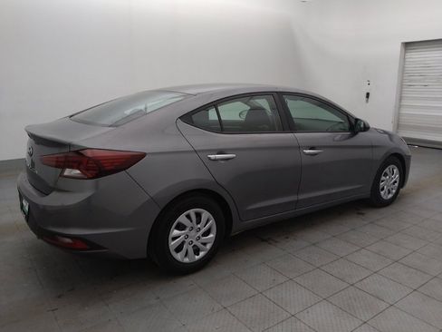 Used 2020 Hyundai Elantra SE w/ Cargo Package (C1) FWD image 10