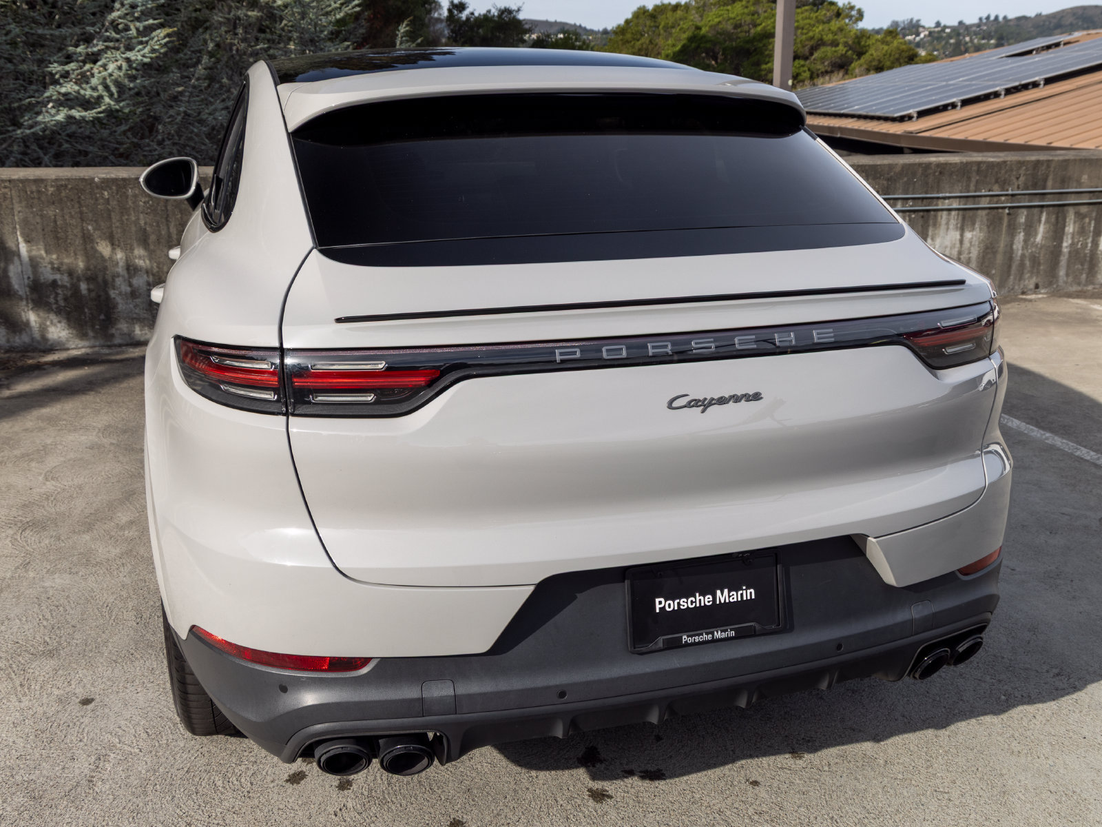 Certified 2022 Porsche Cayenne Platinum Edition AWD/4WD image 22