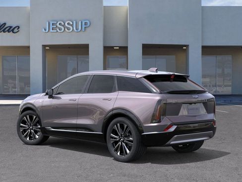New 2026 Cadillac Optiq Luxury 2 image 3