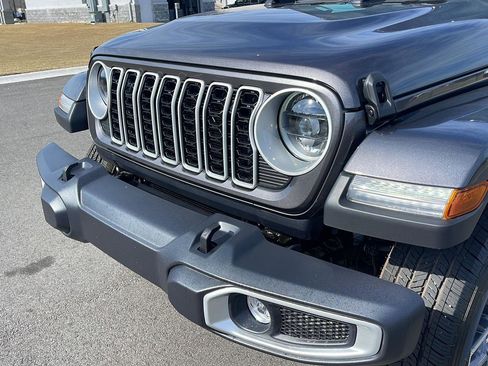 New 2026 Jeep Wrangler Sahara AWD/4WD image 11