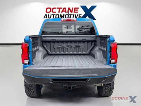 Used 2023 Chevrolet Colorado ZR2 w/ ZR2 Convenience Package III AWD/4WD image 26