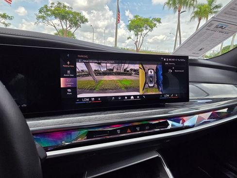 Used 2025 BMW 740i RWD image 4