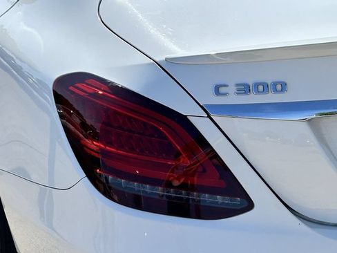 Used 2019 Mercedes-Benz C 300 Sedan image 7