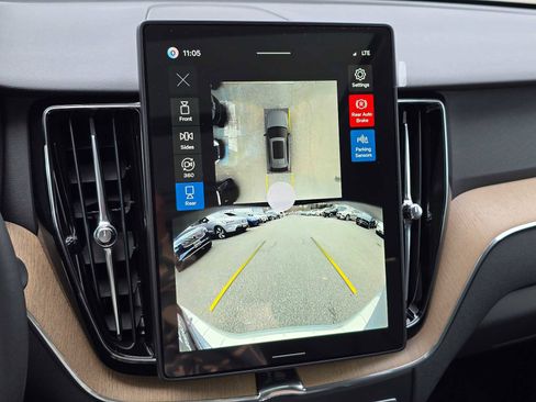 New 2026 Volvo XC60 T8 Plus w/ Protection Package Premier image 23