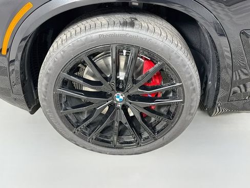 New 2026 BMW X5 xDrive40i w/ M Sport Package AWD/4WD image 32
