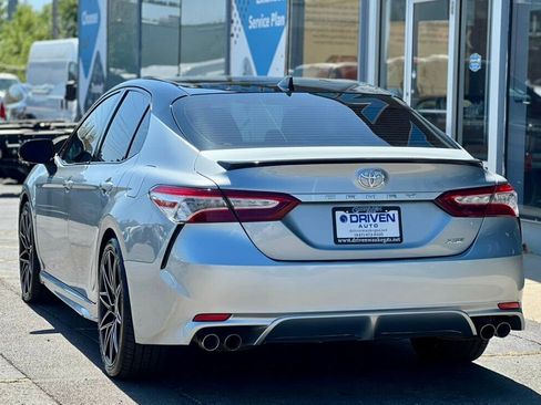 Used 2020 Toyota Camry XSE FWD image 3