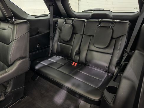 Used 2022 Ford Explorer ST w/ ST Street Pack image 23