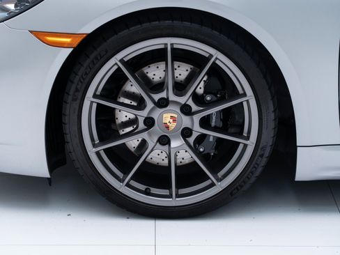 Certified 2025 Porsche 718 Cayman GTS RWD image 12