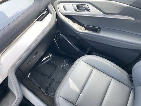 New 2026 Ford Explorer Active w/ Active Comfort Package RWD image 16