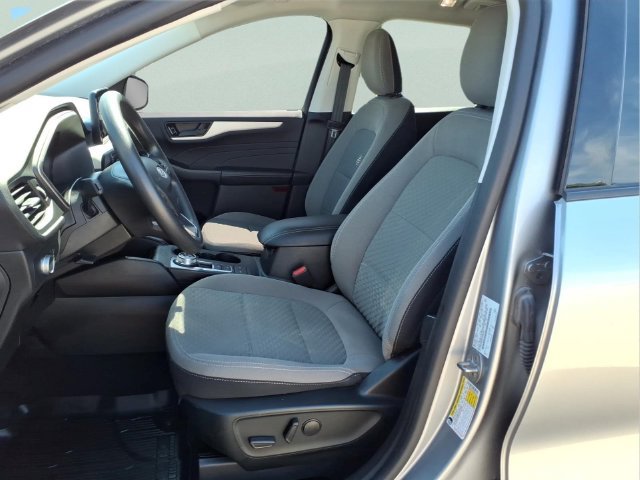 Used 2022 Ford Escape SE FWD image 12