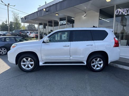 Used 2012 Lexus GX 460 w/ Convenience Pkg AWD/4WD image 3