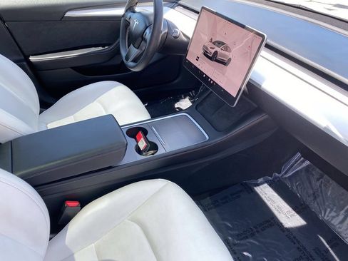 Used 2023 Tesla Model 3 Standard Range RWD image 8