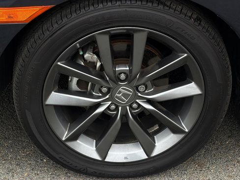 Used 2019 Honda Civic EX-L image 6