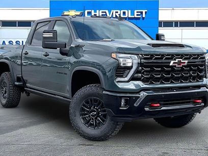 New 2026 Chevrolet Silverado 2500 ZR2 w/ LPO, Dark Essentials Package