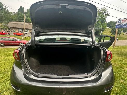Used 2018 MAZDA MAZDA3 Sport image 6