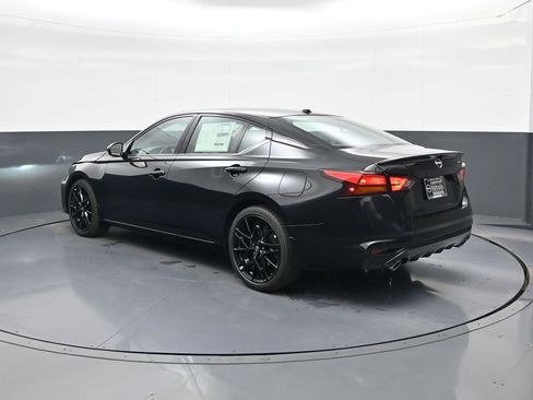 New 2026 Nissan Altima 2.5 SR FWD image 5